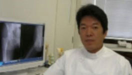 八百板 仁志 院長